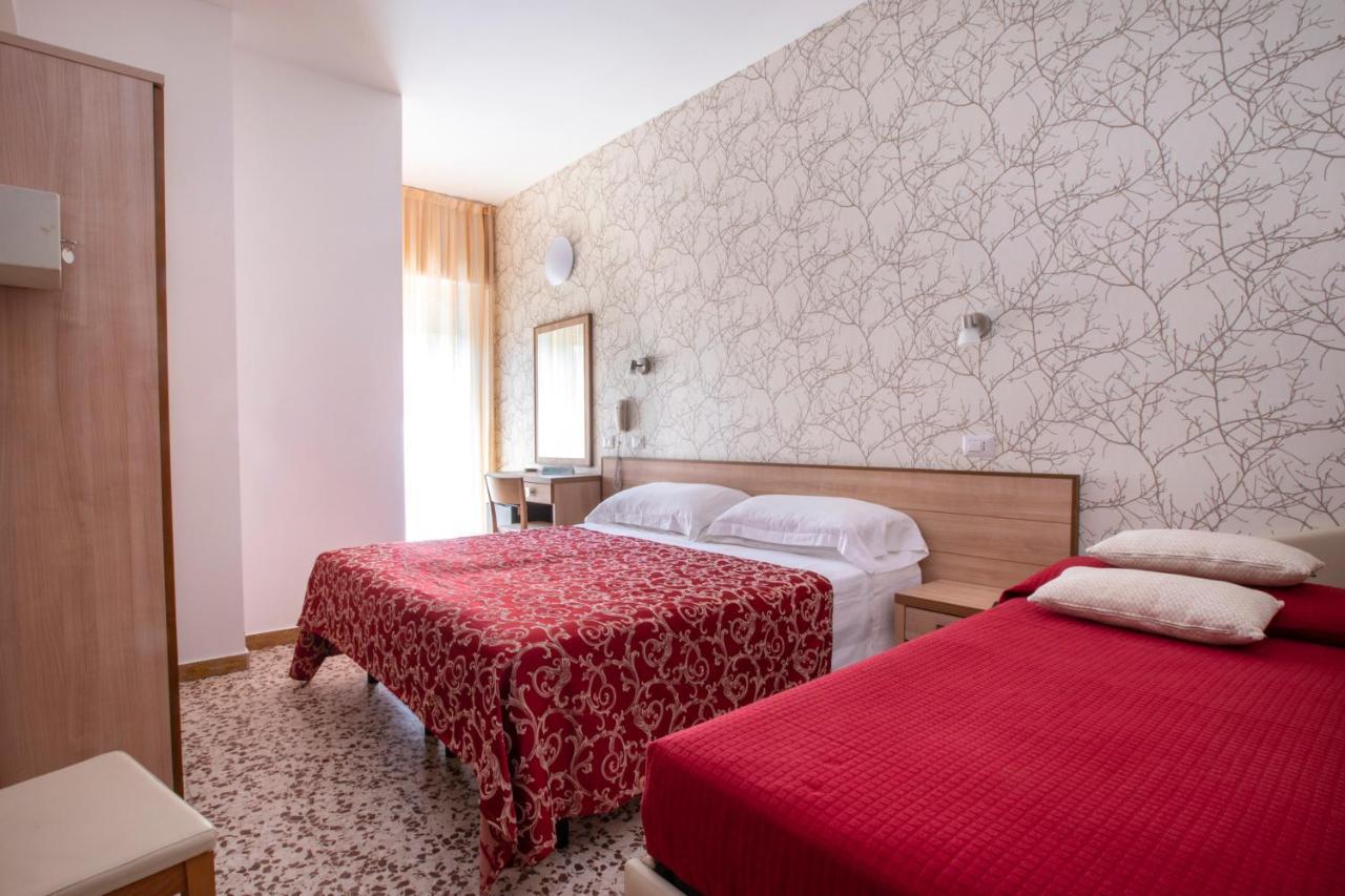 Hotel Ravello Adults Only Ρίμινι Εξωτερικό φωτογραφία
